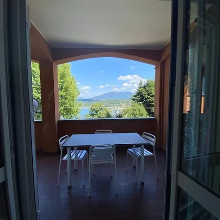 • Lovely Lake View • *