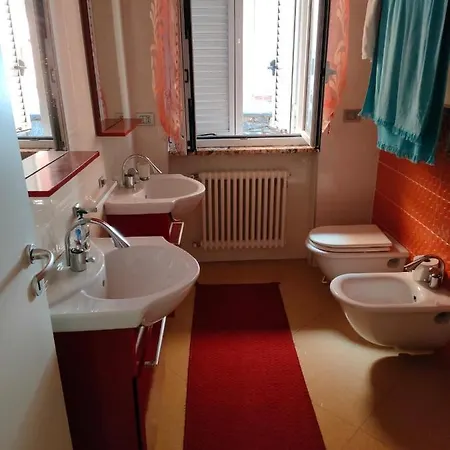 • Lovely Lake View • Apartment Ispra