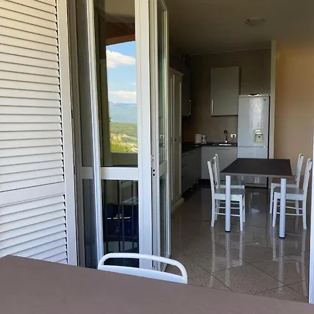 • Lovely Lake View • Daire