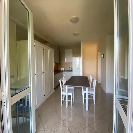 • Lovely Lake View • Apartment *